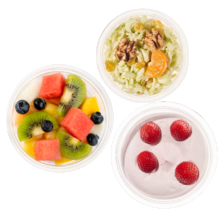 Healthy Hand gesneden fruit, rauwkost of bavarois